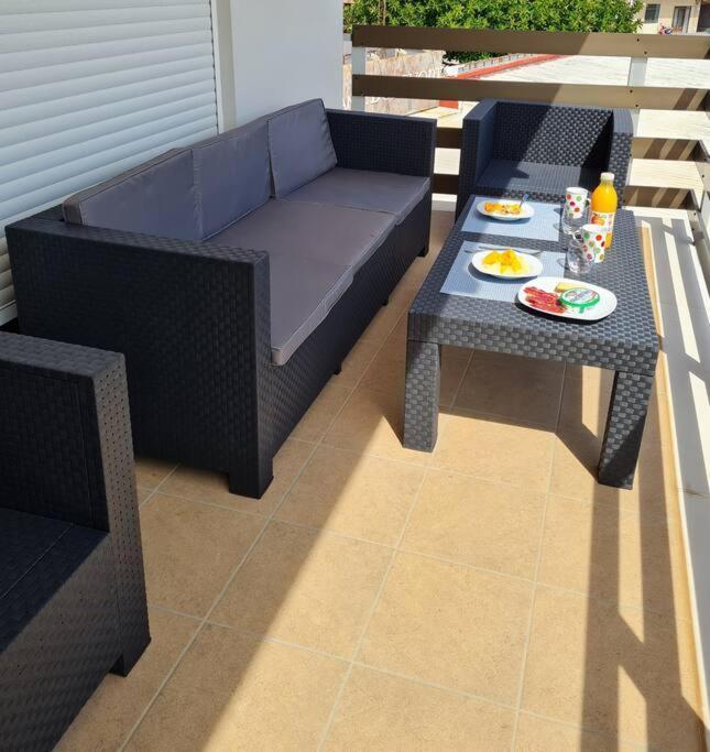 The Perfect Holiday Apartment With Fantastic Views 法罗德卡勒拉 外观 照片